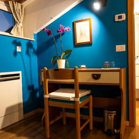 Dell' Artista - Anna 3*